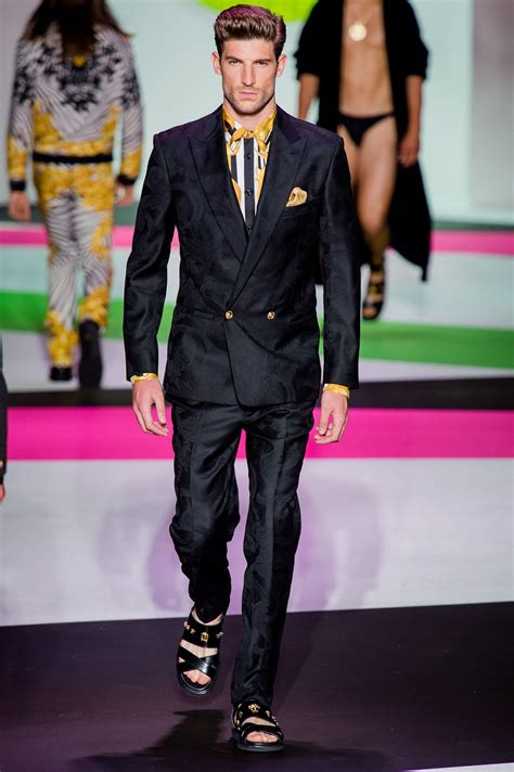 abiti da uomo versace|VERSACE Italia .